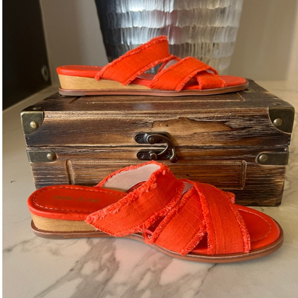 Violet & Red Primm Silver Wedge Sandals in Orange-Red - Picture 7 of 9